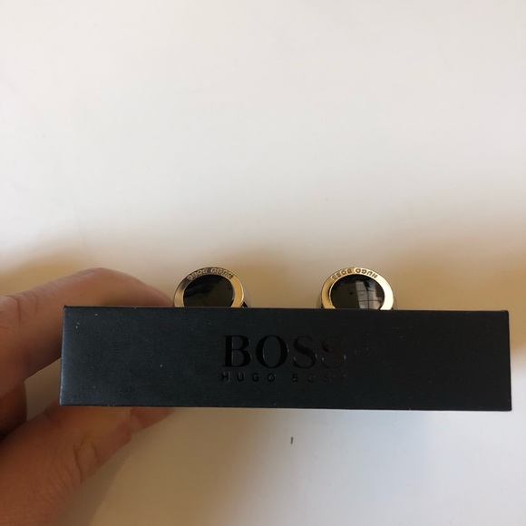 Hugo Boss cufflinks l - Picture 1 of 3